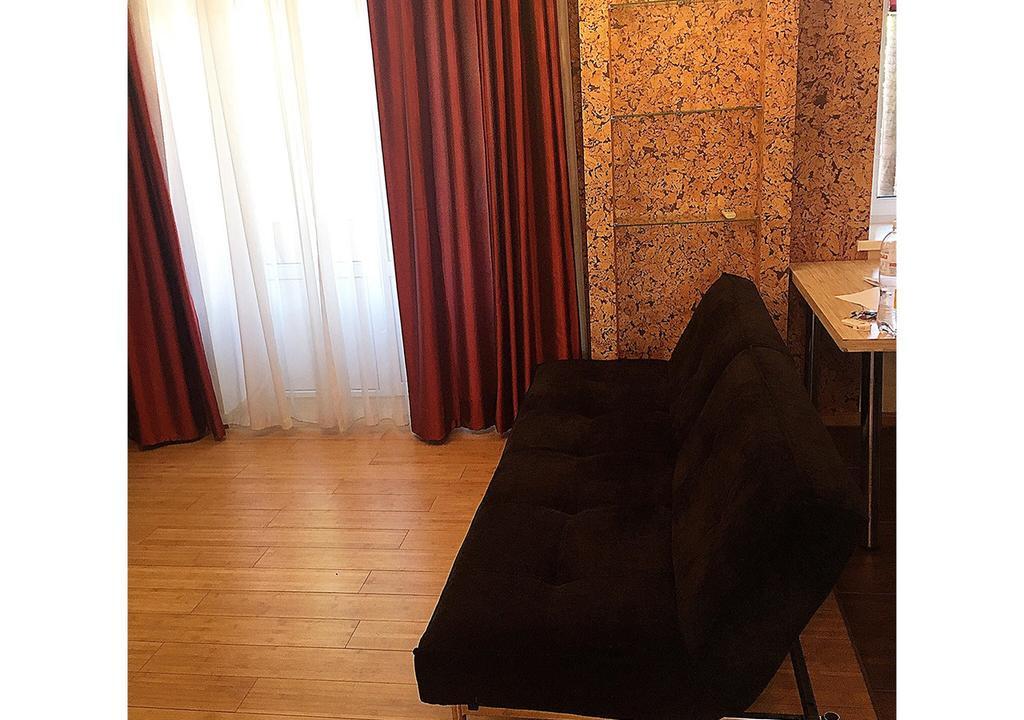 Apartment On Lukyanovska เคียฟ ภายนอก รูปภาพ