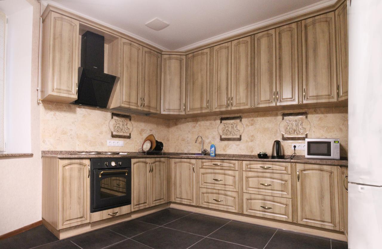 Apartment On Lukyanovska เคียฟ ภายนอก รูปภาพ